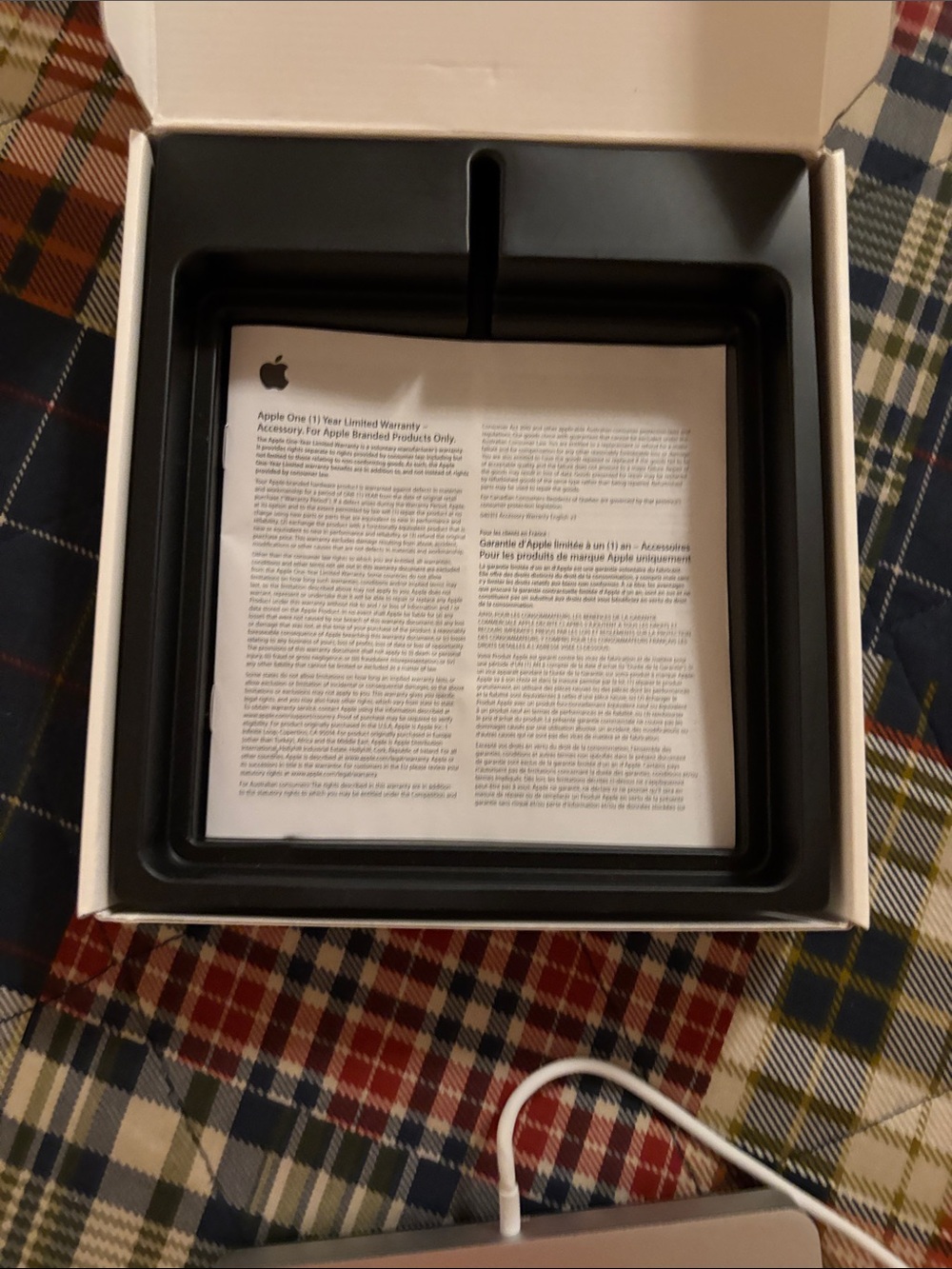 Apple USB SuperDrive White and Silver - Picture 4 of 5